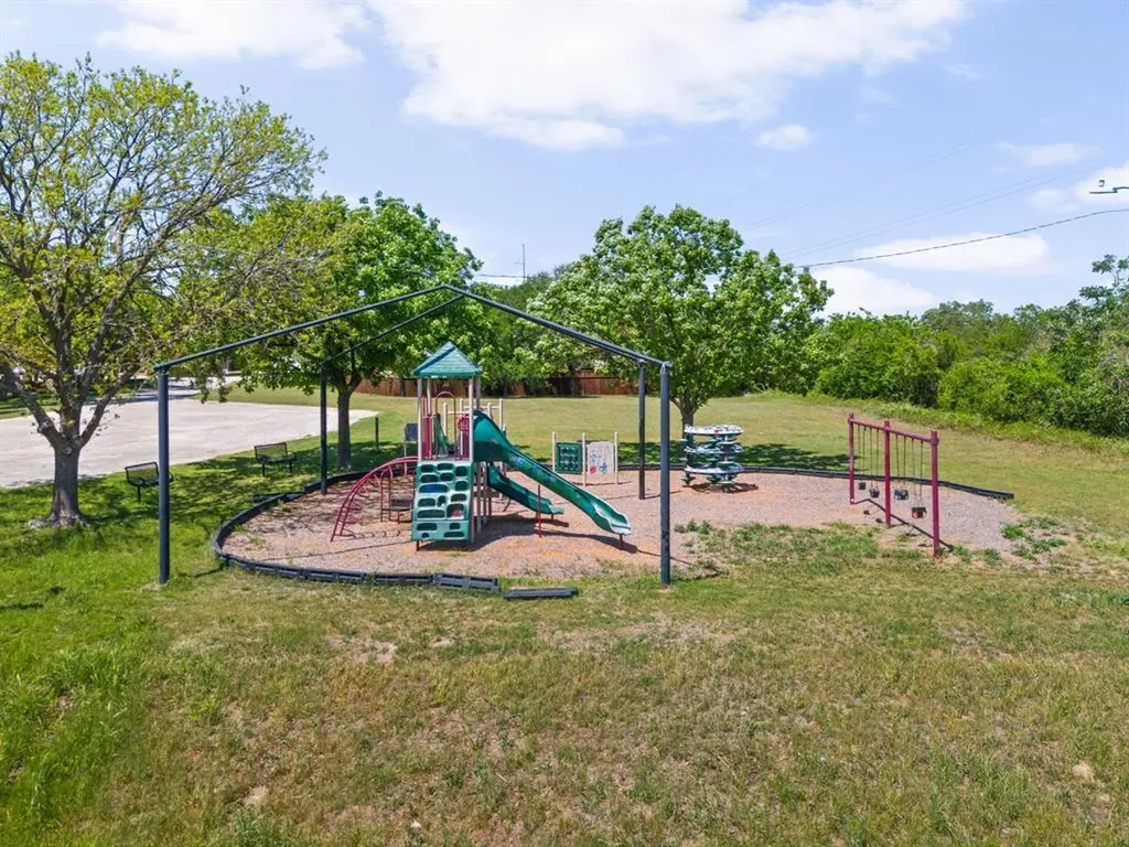 700 Hilltop Drive Leander TX 78641