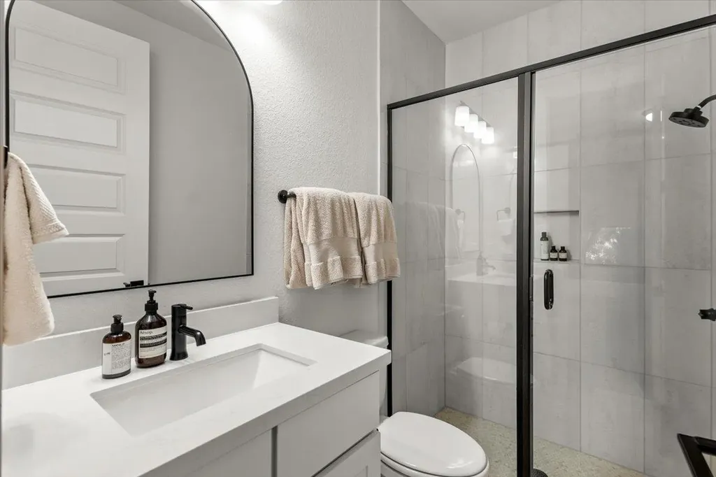 8404 Ambergill Court Austin TX 78744