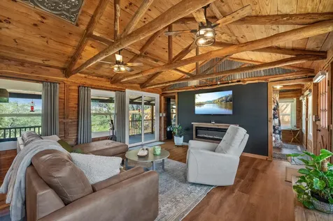 1130 Indian Mound Road Spicewood TX 78669