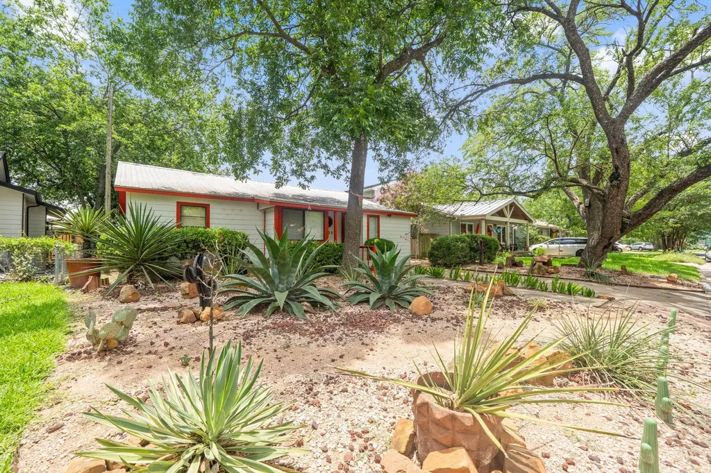 7005 Saint Johns Circle Austin TX 78757