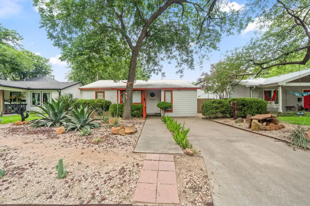 7005 Saint Johns Circle Austin TX 78757