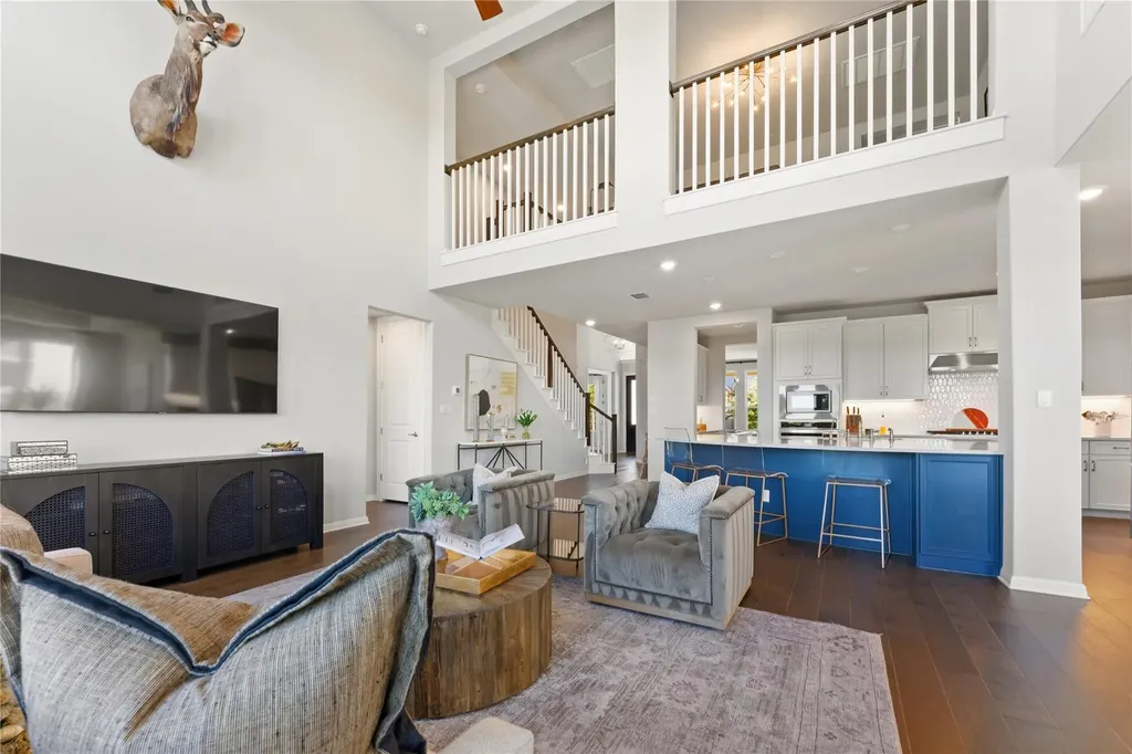 1825 Hazy Hills Loop Dripping Springs TX 78620