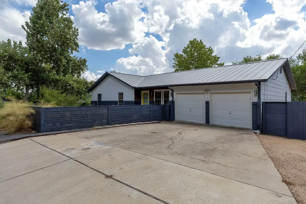 5307 Ledesma Road Austin TX 78721