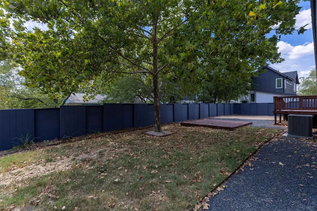 5307 Ledesma Road Austin TX 78721