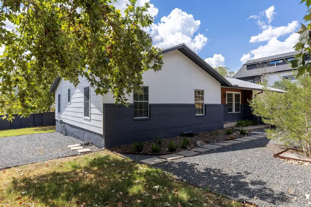 5307 Ledesma Road Austin TX 78721