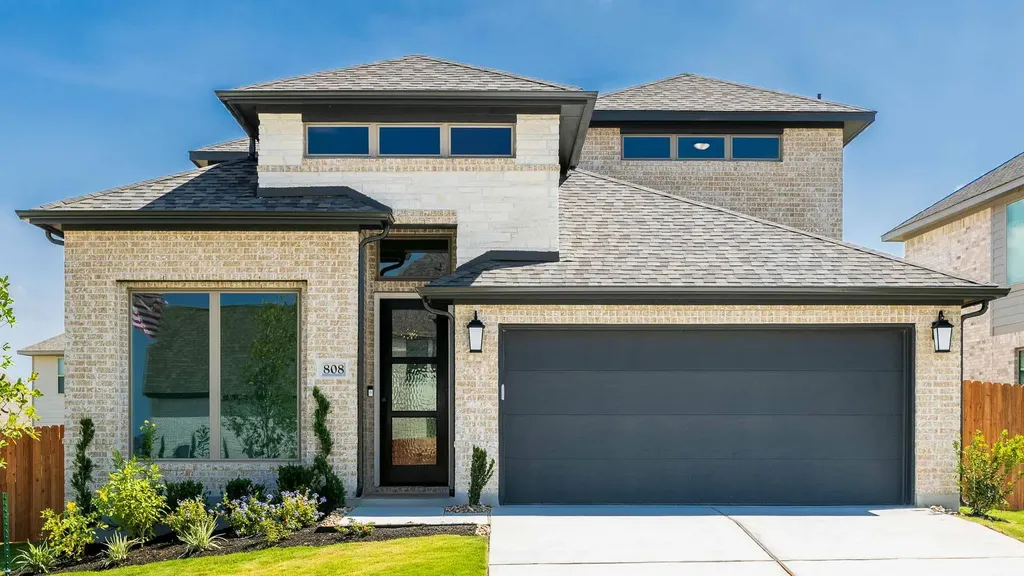808 Lariat Loop Liberty Hill TX 78642