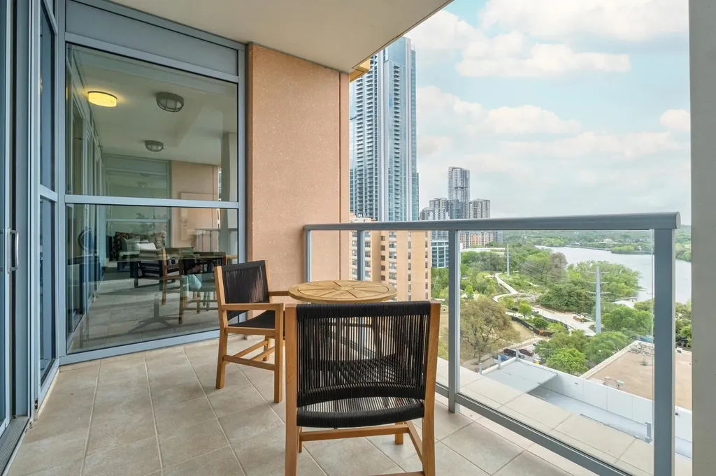 98 San Jacinto Boulevard Austin TX 78701