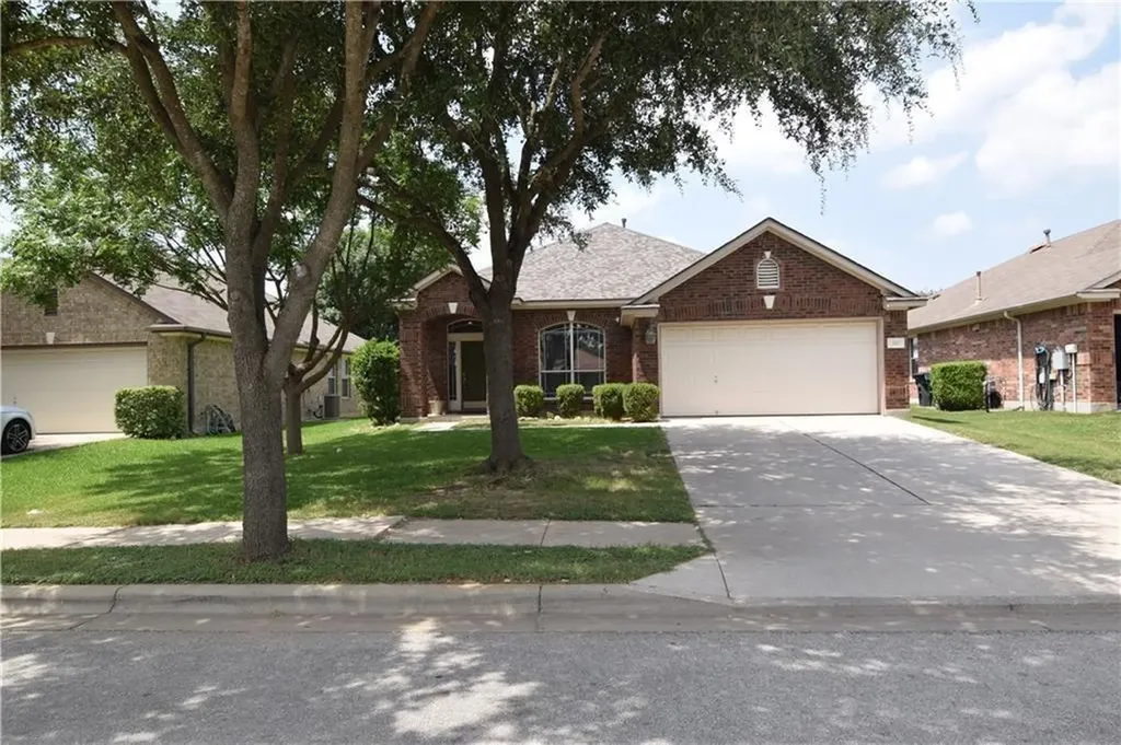 310 Wildhorse Creek Buda TX 78610
