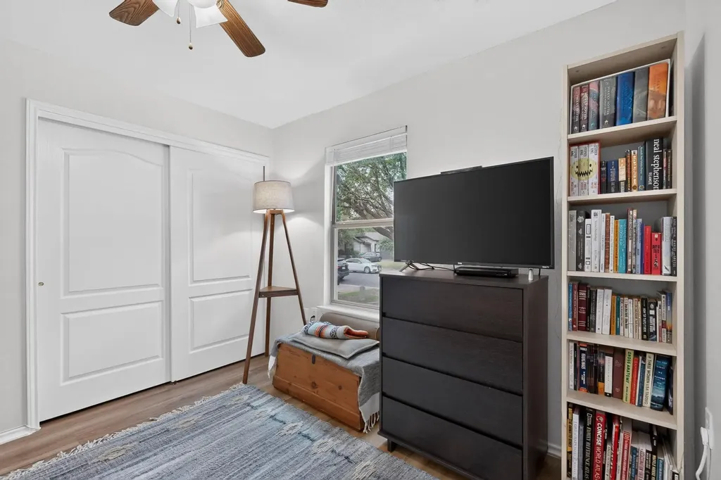 4701 Cypress Bend Austin TX 78744