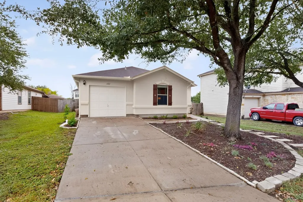 4701 Cypress Bend Austin TX 78744