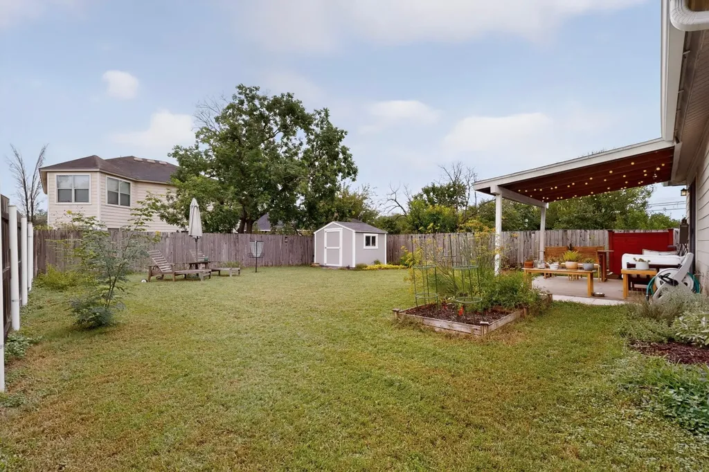 4701 Cypress Bend Austin TX 78744