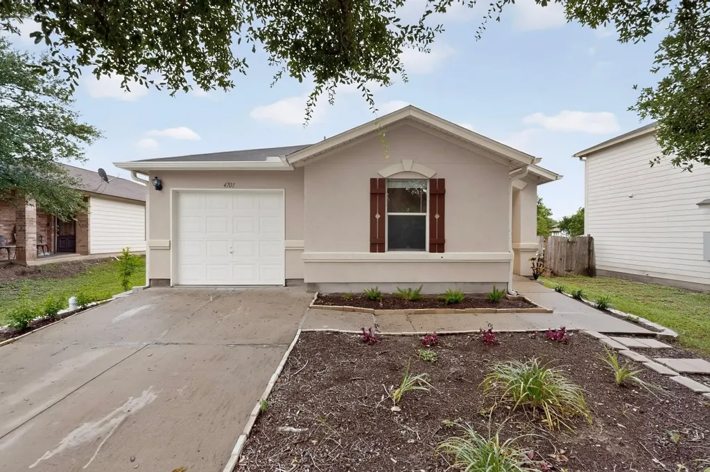 4701 Cypress Bend Austin TX 78744