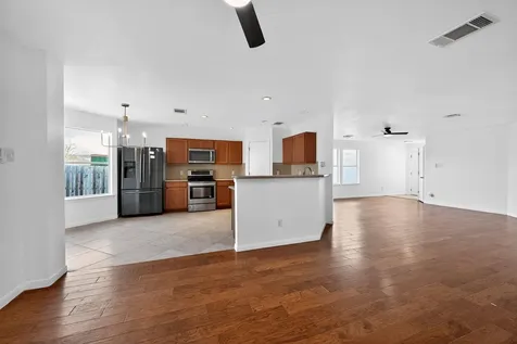 316 Flinn Street Hutto TX 78634