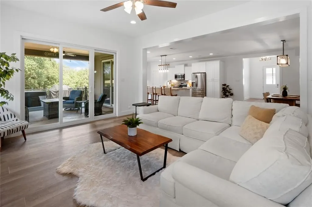 21203 Kiowa Cove Lago Vista TX 78645
