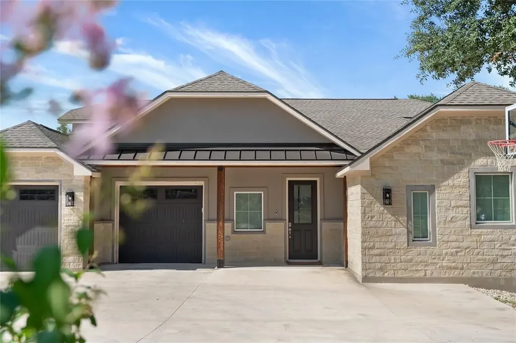 21203 Kiowa Cove Lago Vista TX 78645
