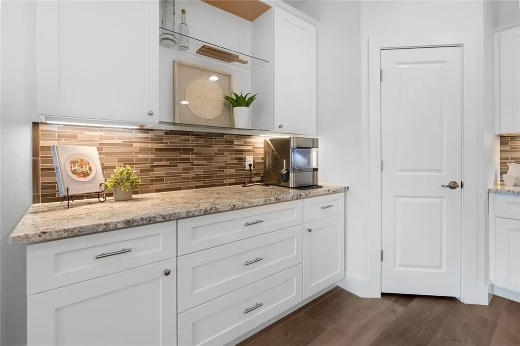 21203 Kiowa Cove Lago Vista TX 78645