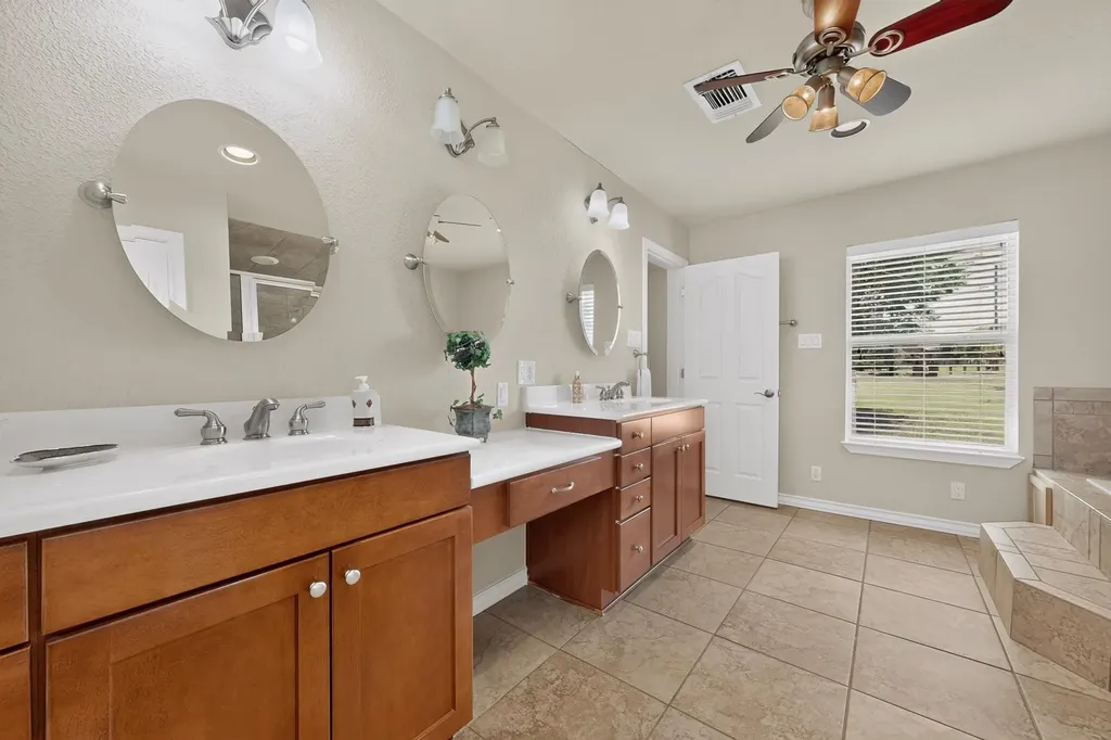 350 Richard Road Georgetown TX 78626