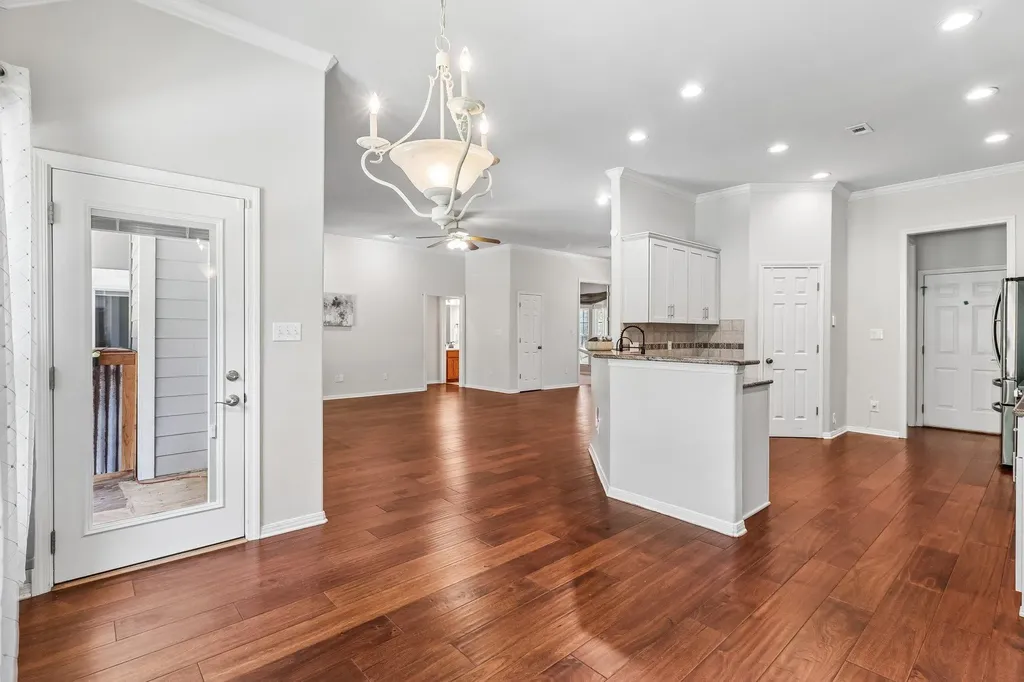 1065 Sunset Canyon Drive S Dripping Springs TX 78620