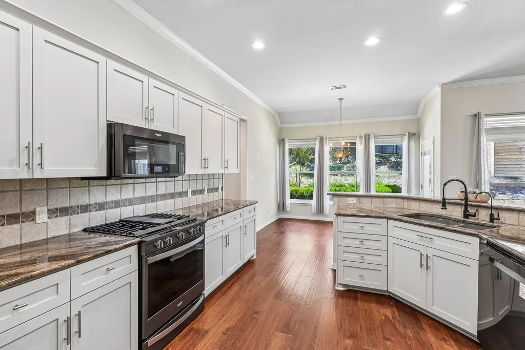 1065 Sunset Canyon Drive N Dripping Springs TX 78620