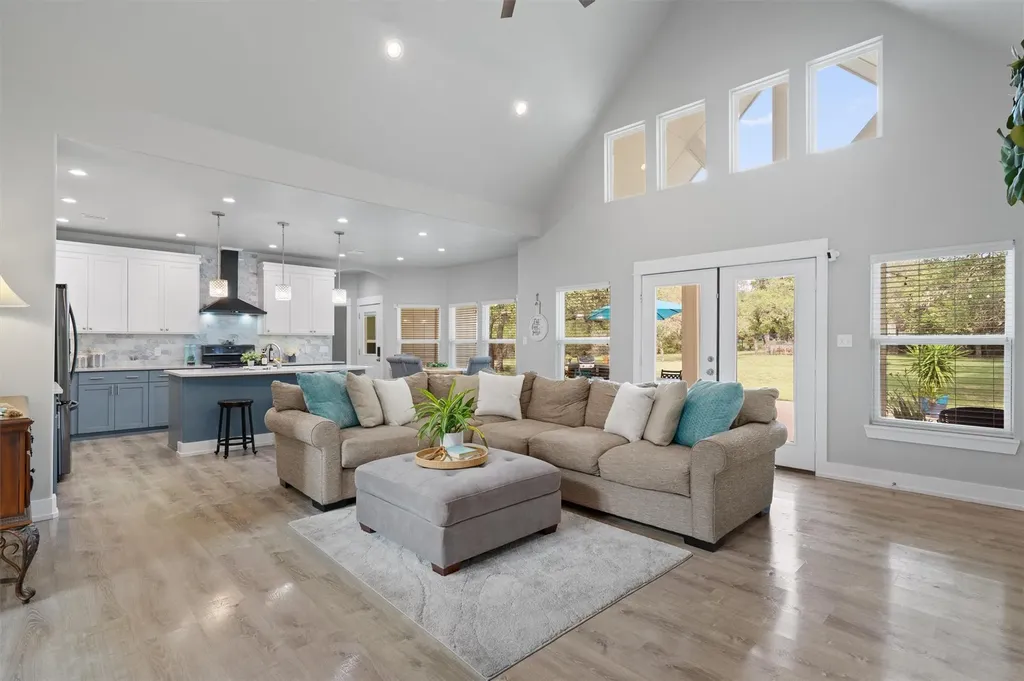 13105 Rooster Springs Road Austin TX 78737
