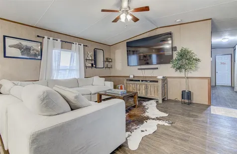 23 Summer Sun Cove Uhland TX 78640