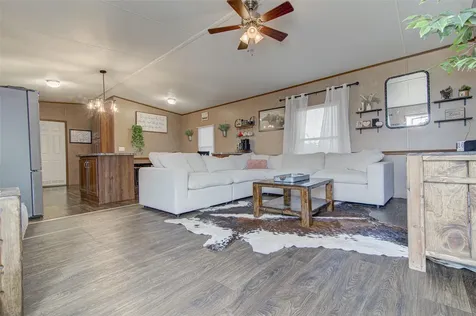 23 Summer Sun Cove Uhland TX 78640