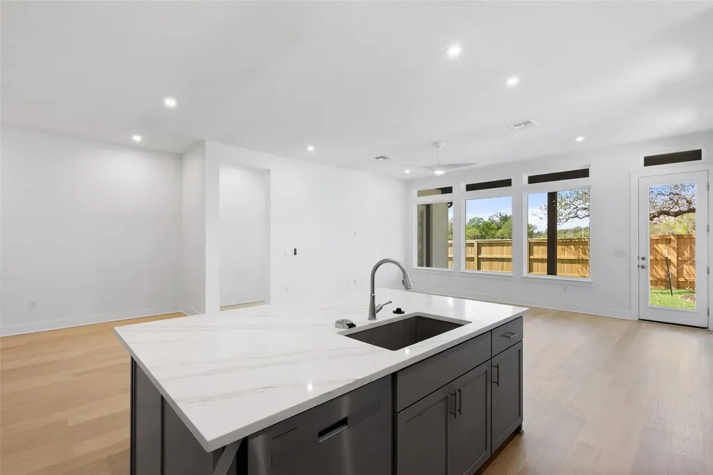 139 Comfort Drive Buda TX 78610
