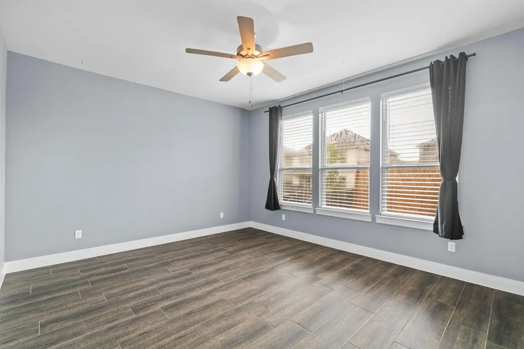 525 Compania Cove Liberty Hill TX 78642