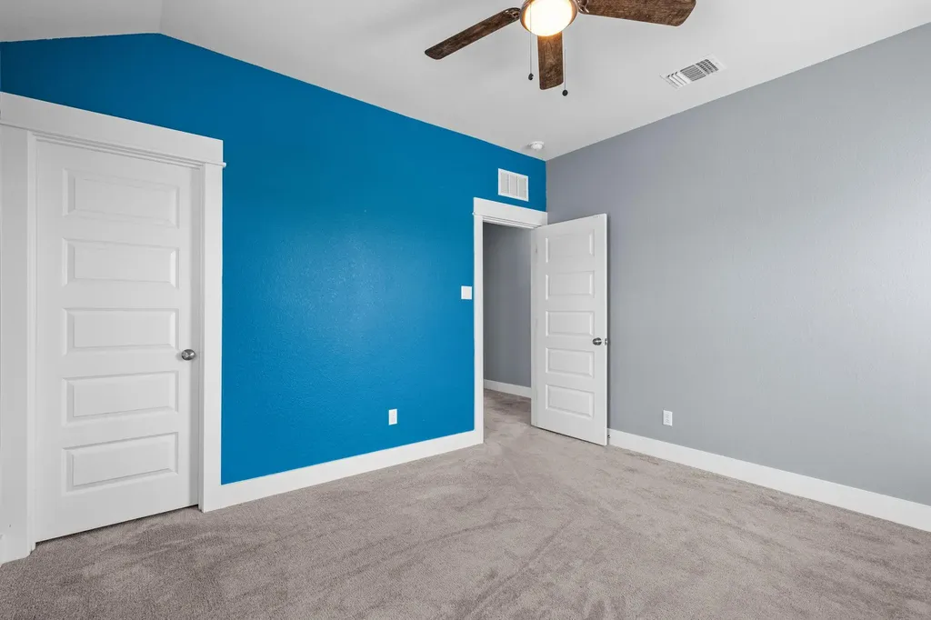525 Compania Cove Liberty Hill TX 78642