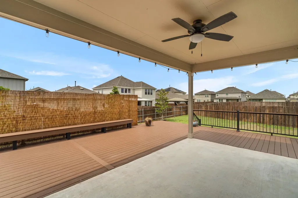 525 Compania Cove Liberty Hill TX 78642