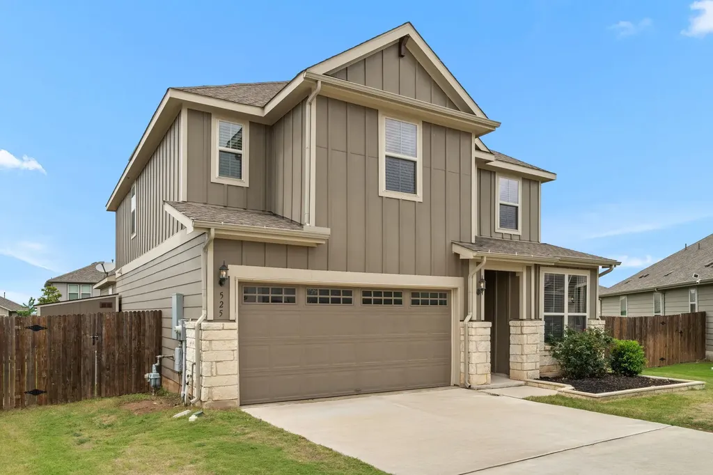 525 Compania Cove Liberty Hill TX 78642