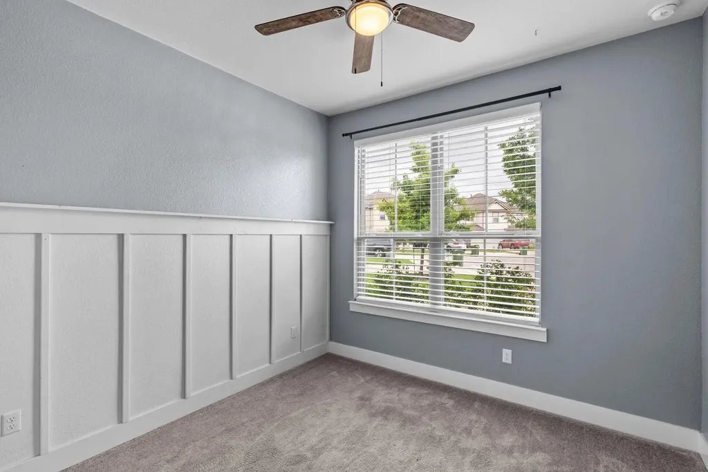 525 Compania Cove Liberty Hill TX 78642