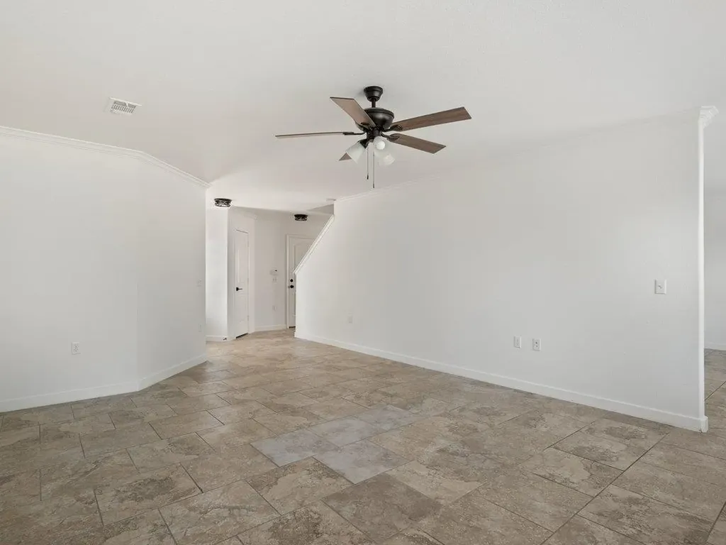 10125 Deer Chase Trail Austin TX 78747