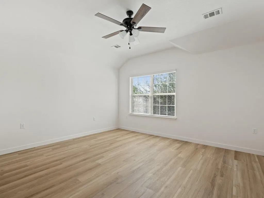 10125 Deer Chase Trail Austin TX 78747