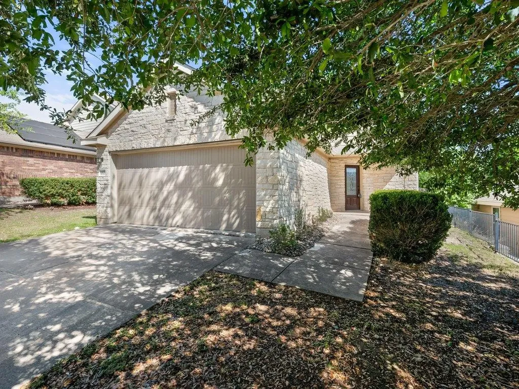 10125 Deer Chase Trail Austin TX 78747