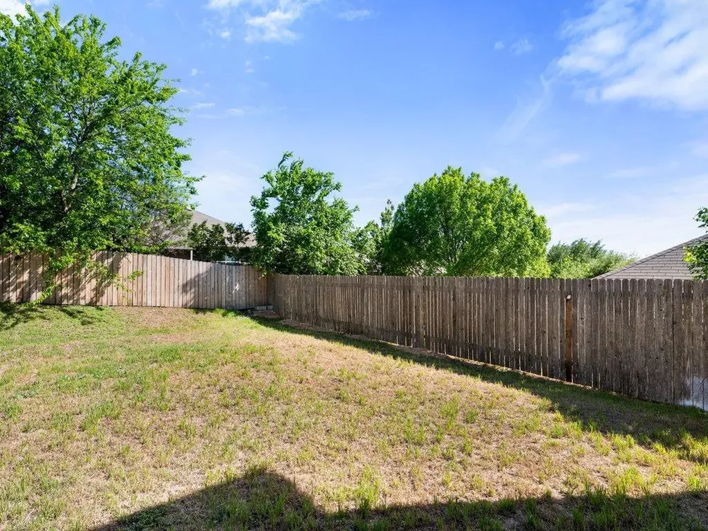 10125 Deer Chase Trail Austin TX 78747