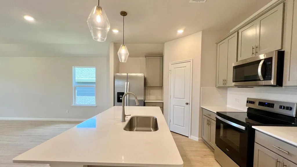212 Rock Springs Drive Marble Falls TX 78654