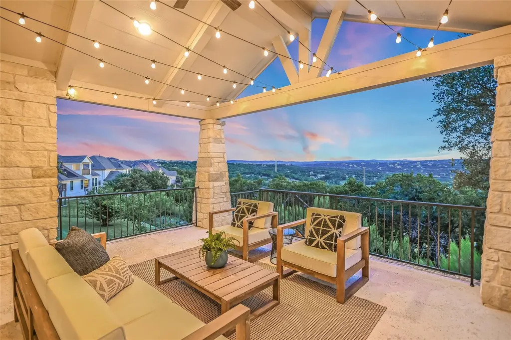 2610 Sunset Vista Circle Spicewood TX 78669