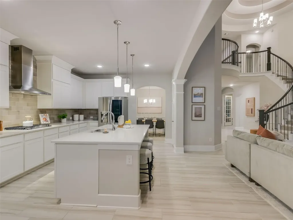 2610 Sunset Vista Circle Spicewood TX 78669