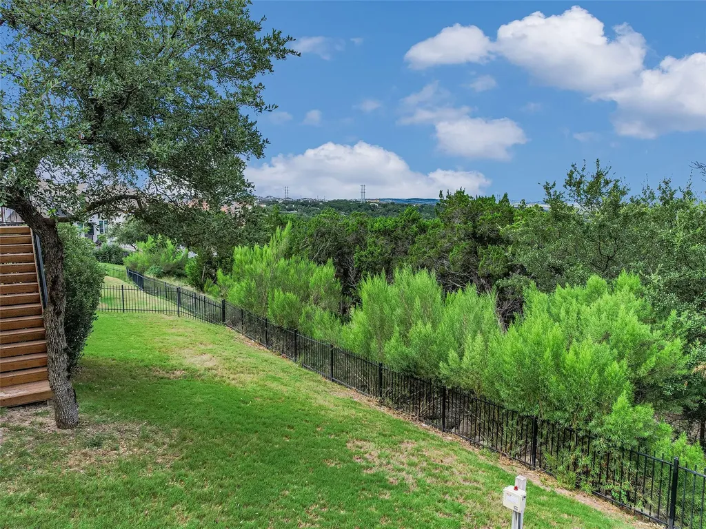 2610 Sunset Vista Circle Spicewood TX 78669