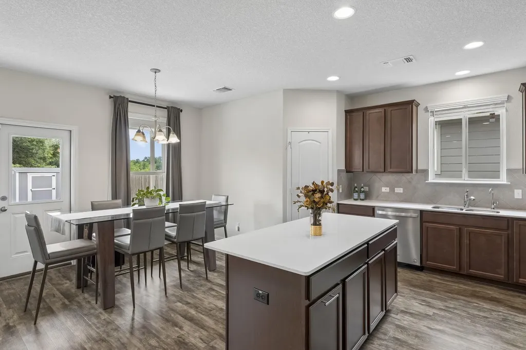 809 Whitman Avenue Georgetown TX 78626