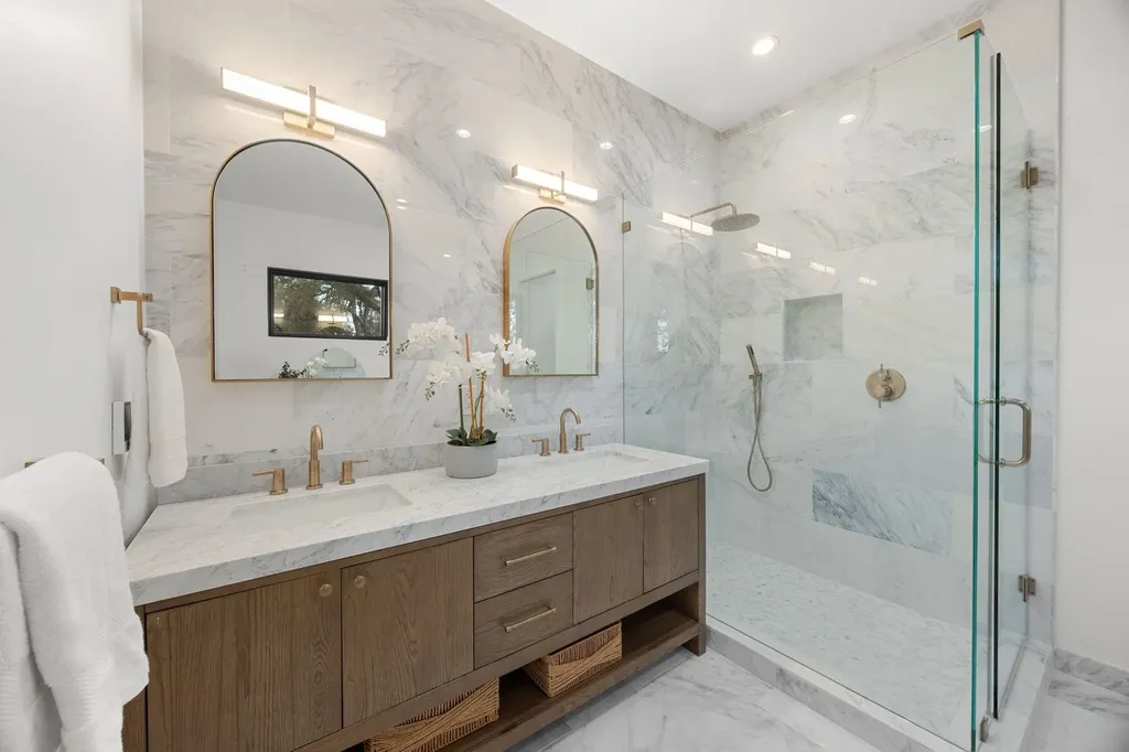 4304 Shoalwood Avenue Austin TX 78756