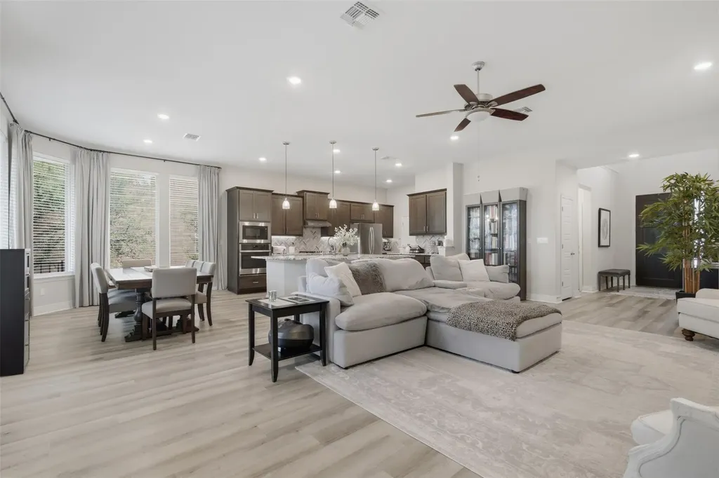 412 Fair Oaks Drive Georgetown TX 78628