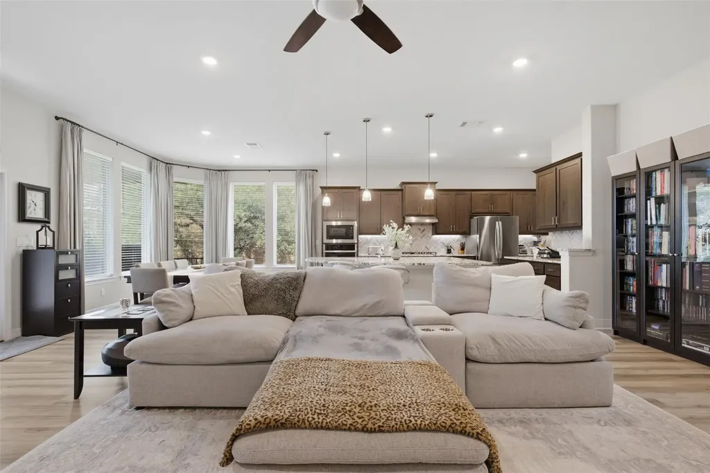 412 Fair Oaks Drive Georgetown TX 78628