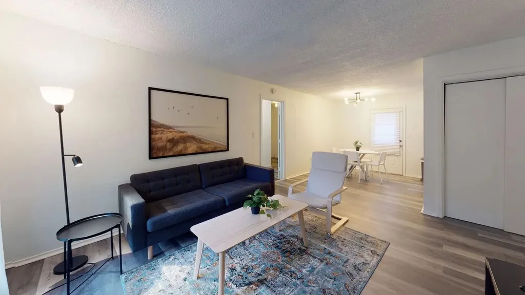 1109 Gardner Cove Austin TX 78721