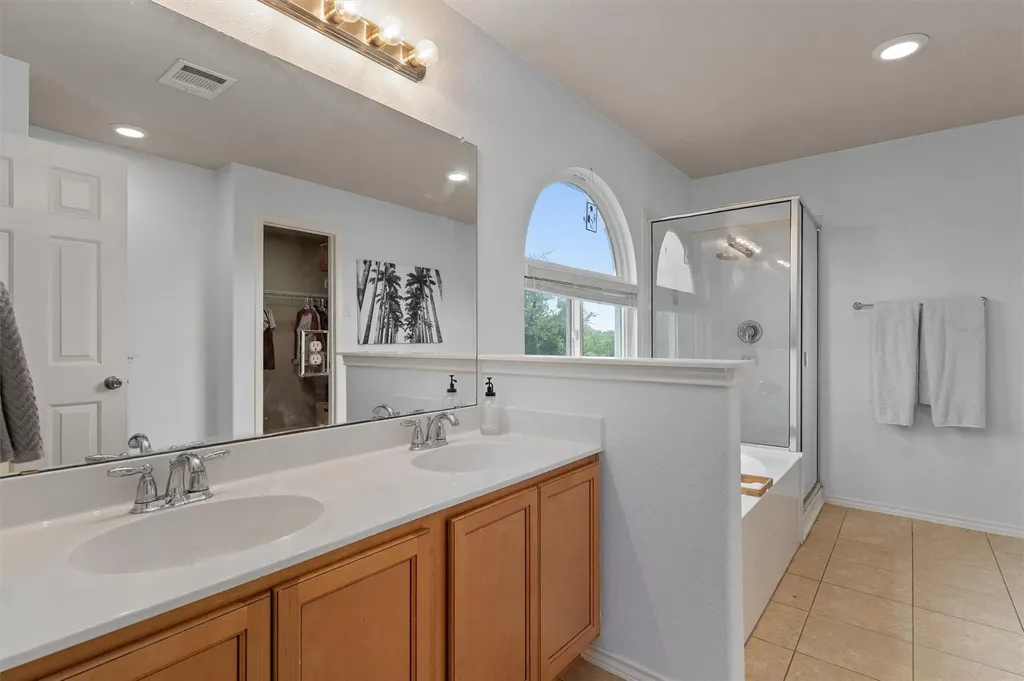1316 Hensley Drive Leander TX 78641