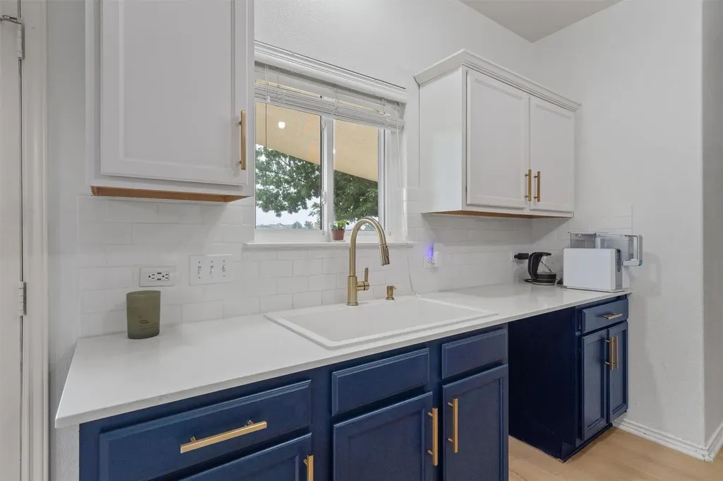 1316 Hensley Drive Leander TX 78641
