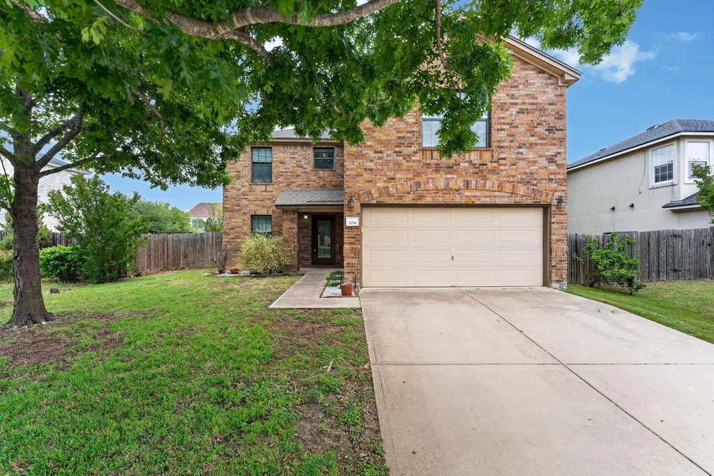 204 Lauren Loop Leander TX 78641