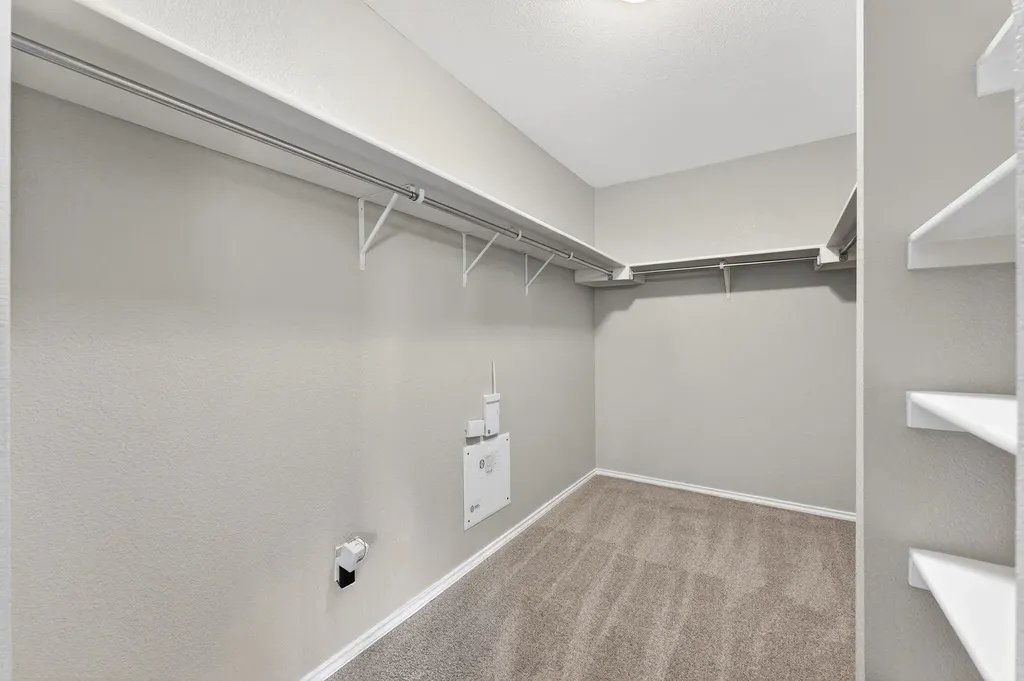 204 Lauren Loop Leander TX 78641