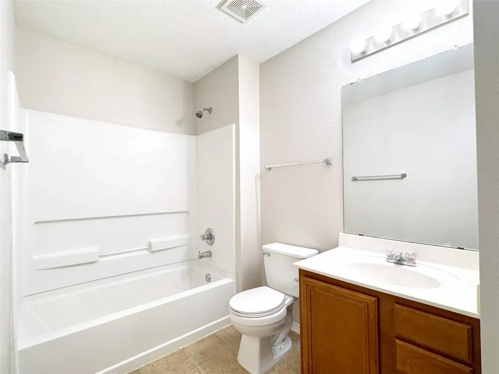204 Lauren Loop Leander TX 78641
